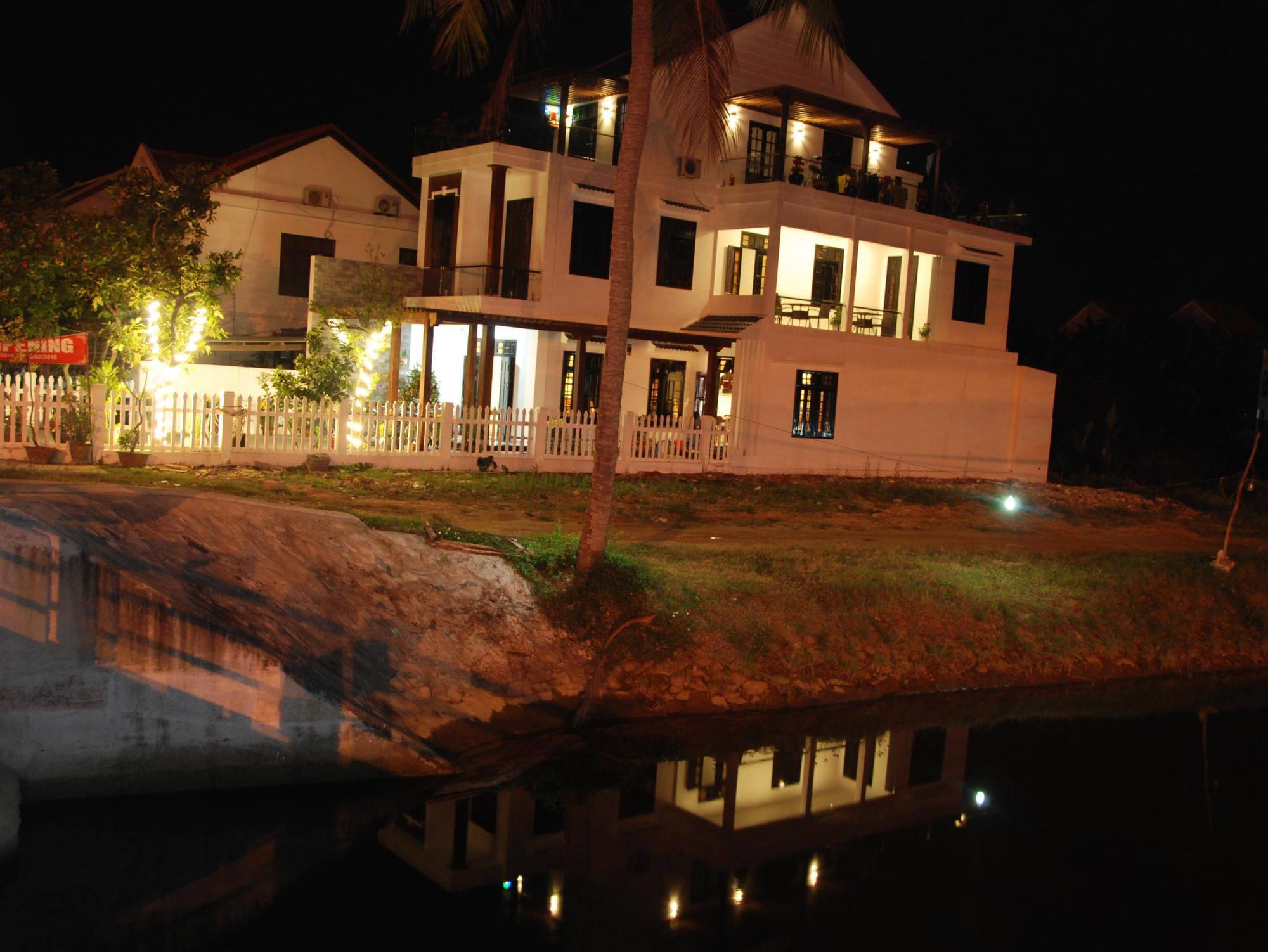 Azalea Homestay Hoi An Exterior foto
